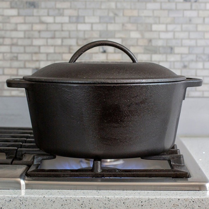 Cacerola con tapa hierro fundido Lodge 26cm | Paelleros Roger