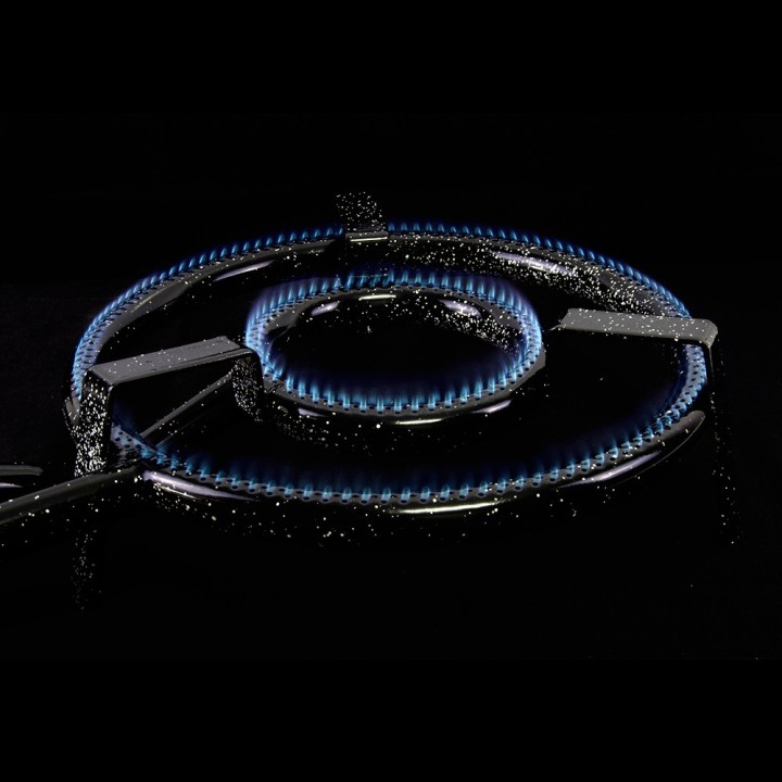 Paellero de 35 cm con 2 aros de gas encendidos - Llama Azul